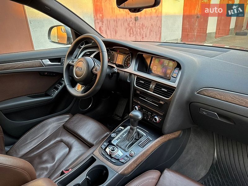 Универсал Audi A4 2013 в Киеве