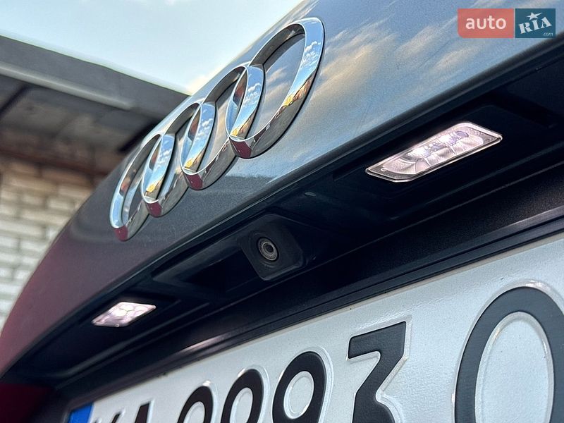 Универсал Audi A4 2013 в Киеве
