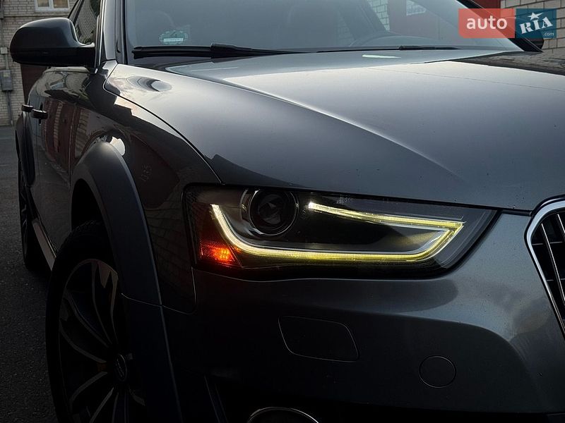 Универсал Audi A4 2013 в Киеве