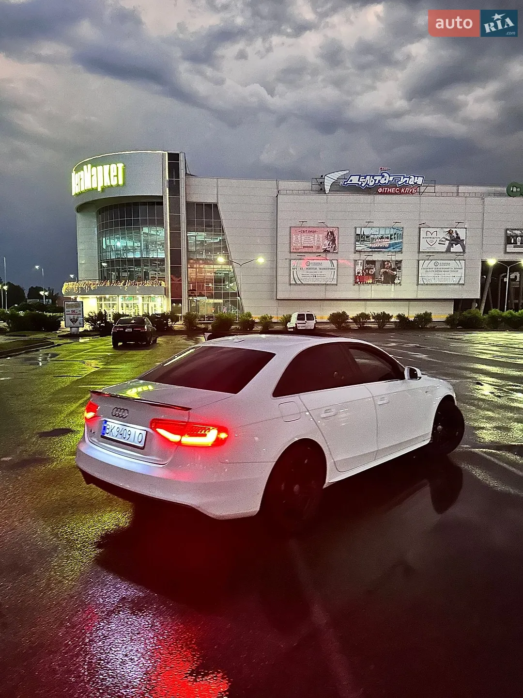 2013 Audi A4 - мініатюра 3
