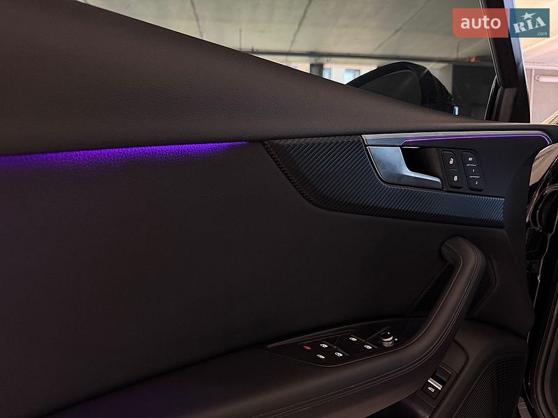 Седан Audi A4 2017 в Києві