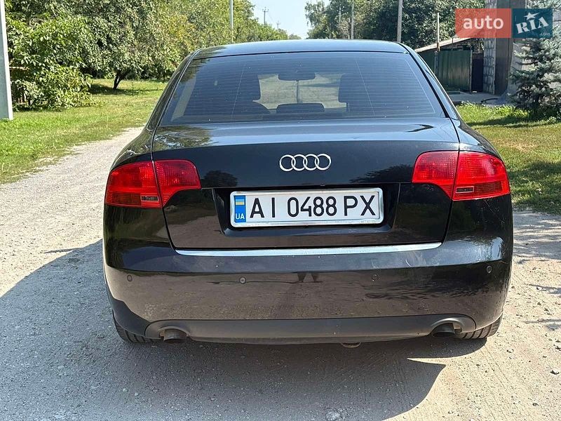 Седан Audi A4 2005 в Обухове