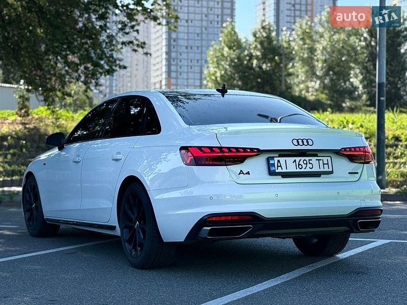 Седан Audi A4 2021 в Киеве