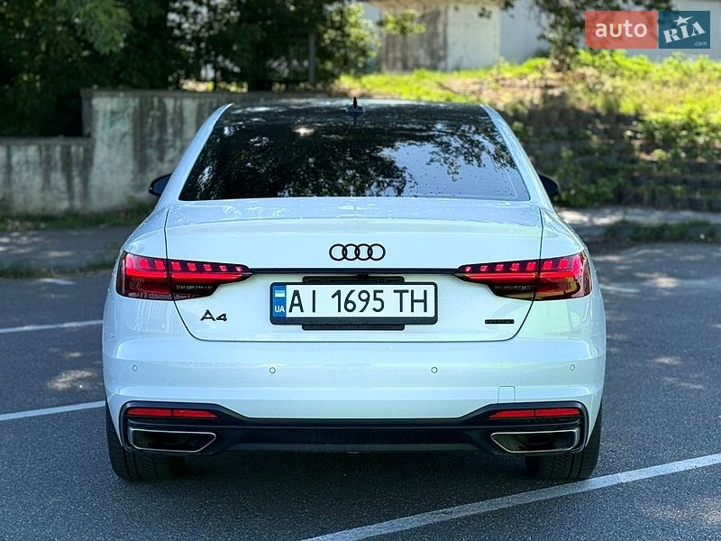 Седан Audi A4 2021 в Киеве