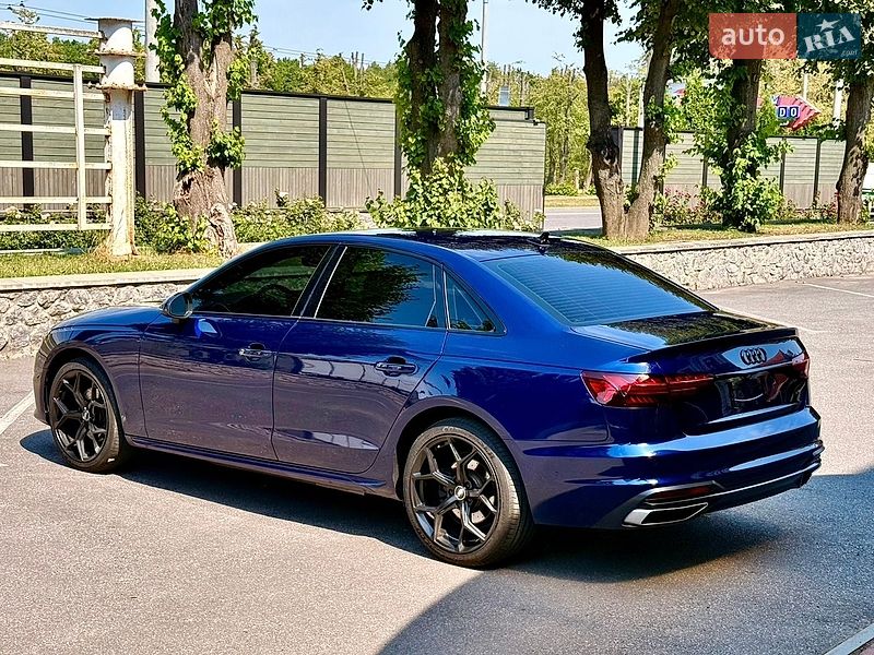 Седан Audi A4 2020 в Вінниці