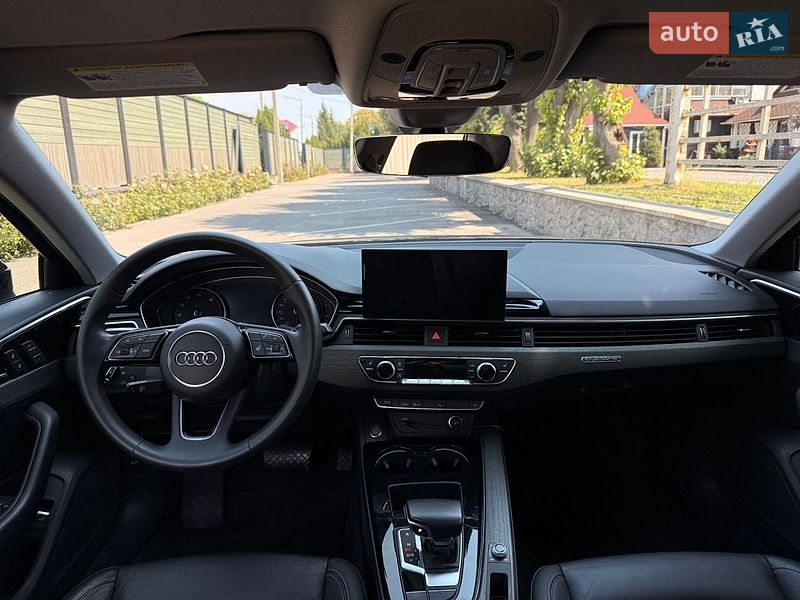 Седан Audi A4 2020 в Вінниці