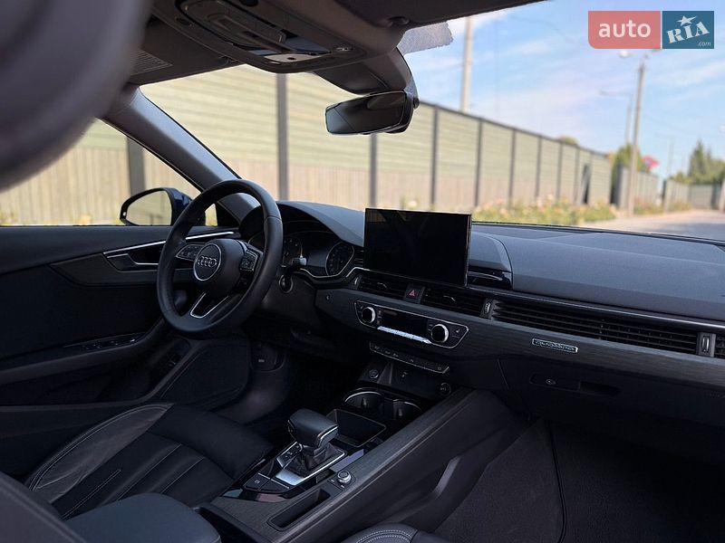 Седан Audi A4 2020 в Вінниці