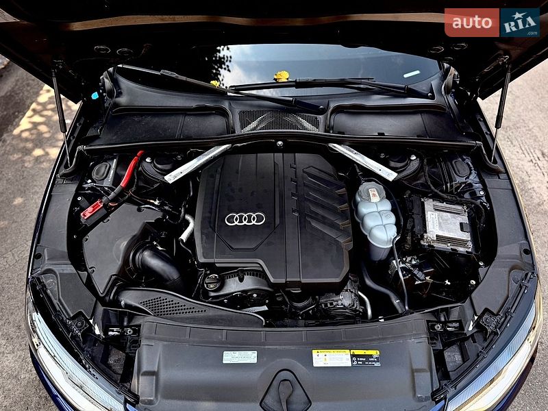 Седан Audi A4 2020 в Вінниці
