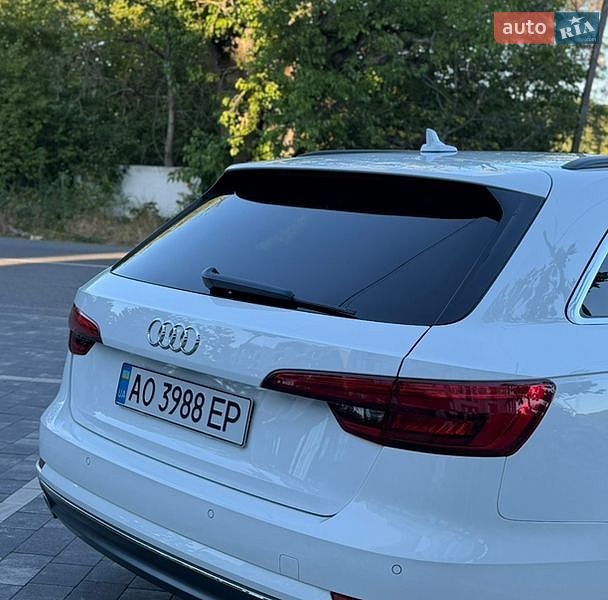 Універсал Audi A4 2016 в Ужгороді
