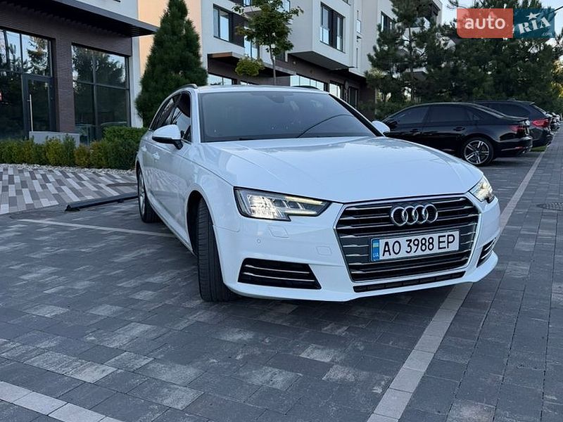 Універсал Audi A4 2016 в Ужгороді