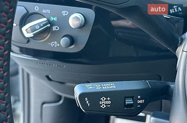 Седан Audi A4 2018 в Ровно
