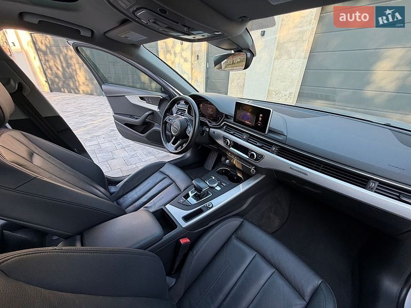 Седан Audi A4 2016 в Одессе