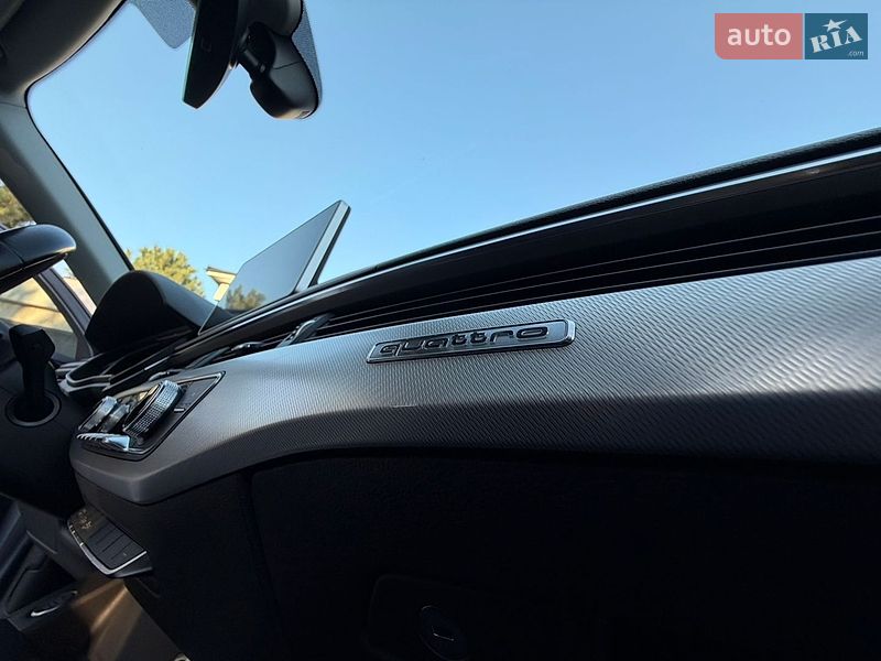 Седан Audi A4 2016 в Одессе
