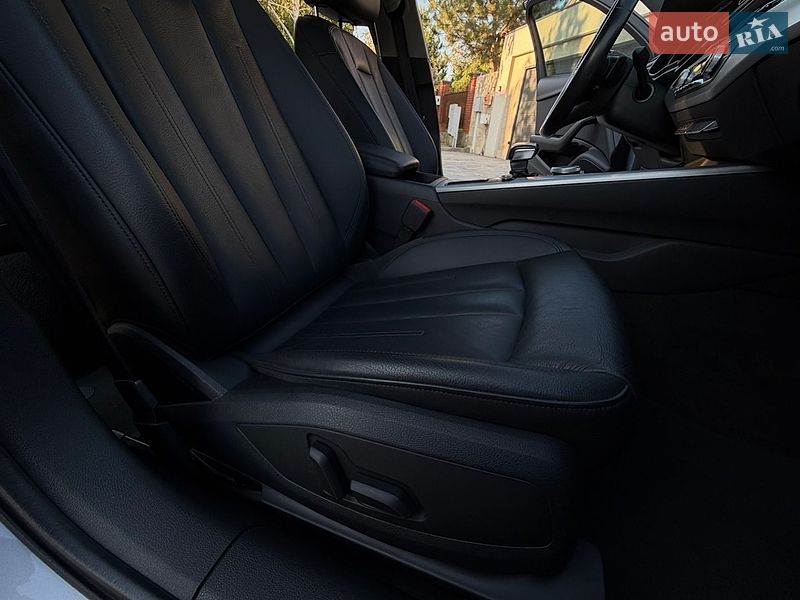 Седан Audi A4 2016 в Одессе