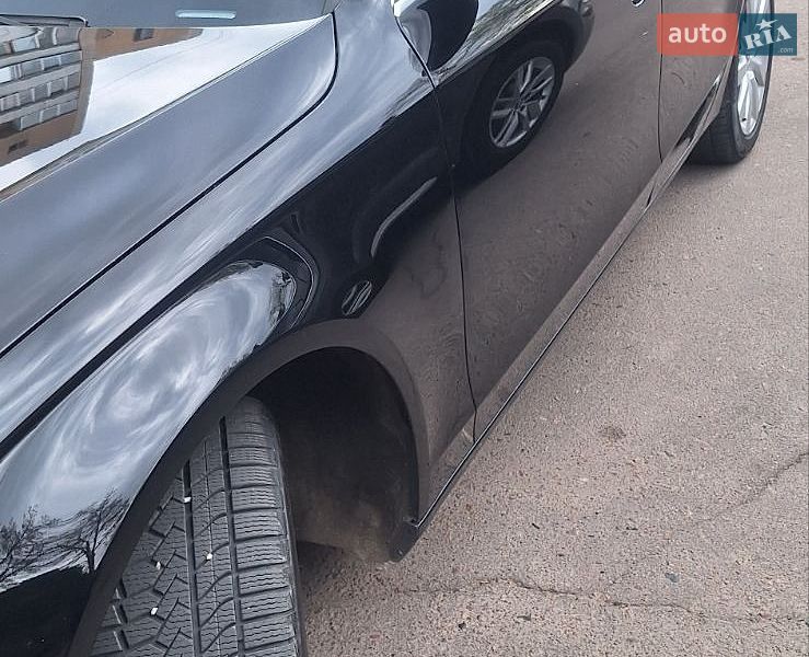 Седан Audi A4 2010 в Ровно