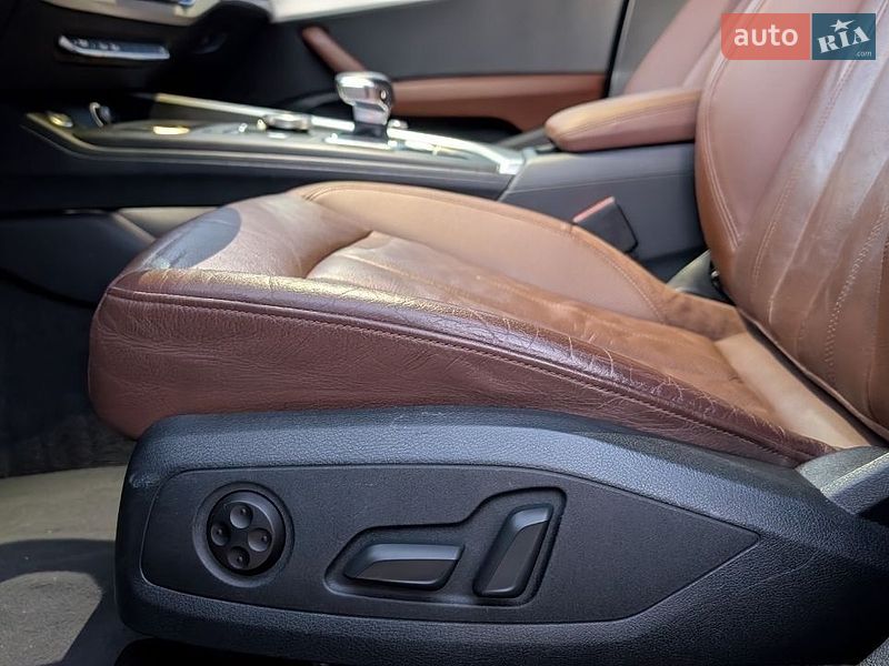 Седан Audi A4 2018 в Киеве