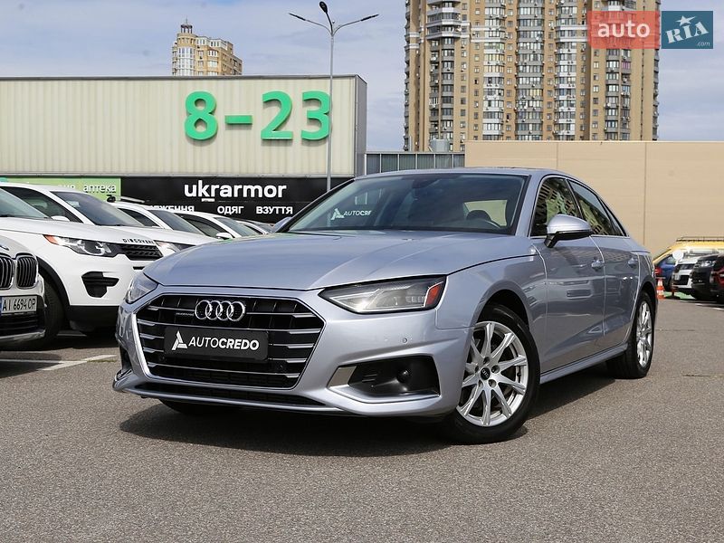 Седан Audi A4 2021 в Киеве