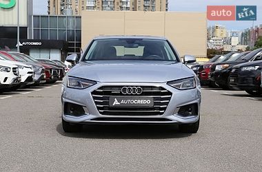 Седан Audi A4 2021 в Киеве