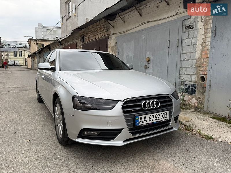 Седан Audi A4 2012 в Киеве фото Седан Audi A4 2012 в Киеве