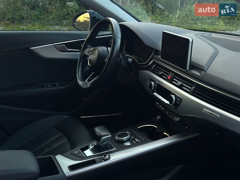 Седан Audi A4 2016 в Самборе