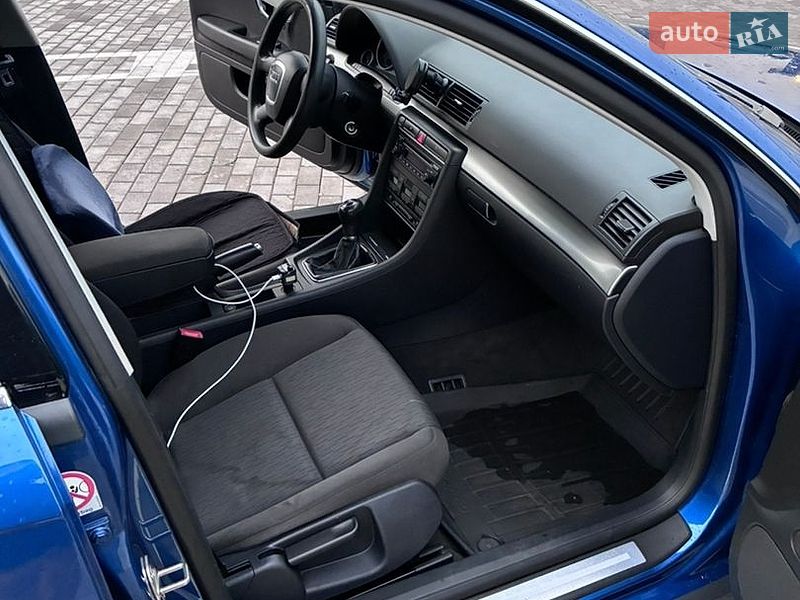 Універсал Audi A4 2005 в Рівному