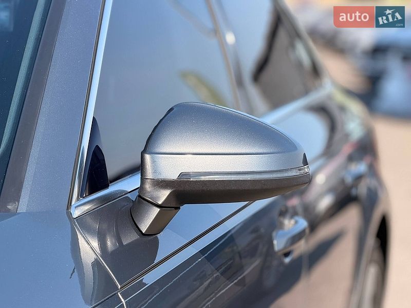 Седан Audi A4 2016 в Кривому Розі