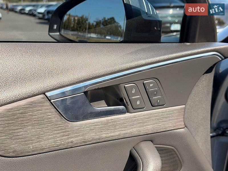 Седан Audi A4 2016 в Кривому Розі