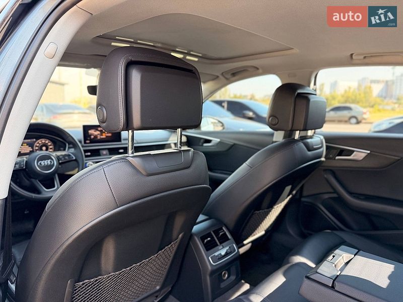 Седан Audi A4 2016 в Кривому Розі