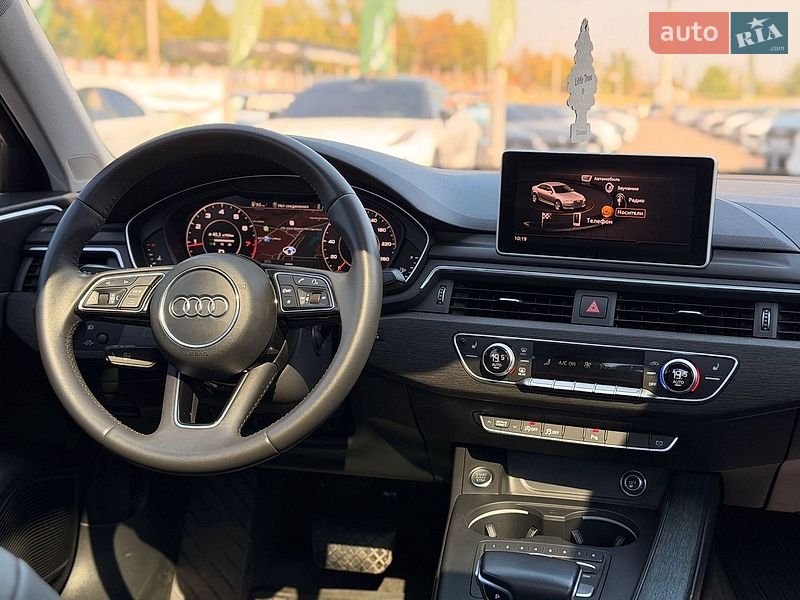 Седан Audi A4 2016 в Кривому Розі