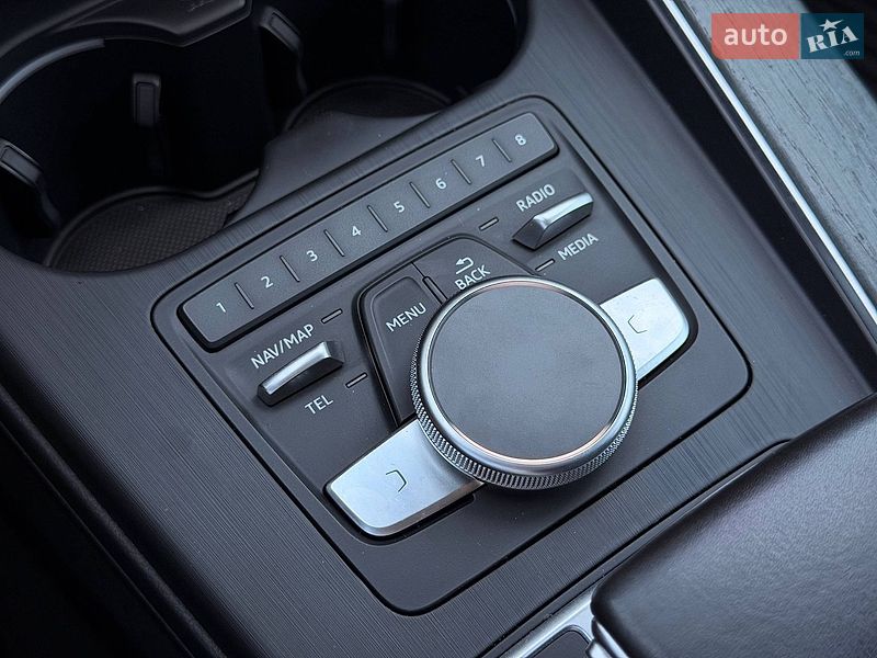 Седан Audi A4 2016 в Кривому Розі