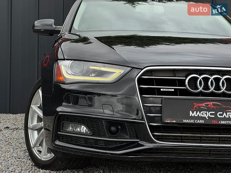Седан Audi A4 2013 в Луцке