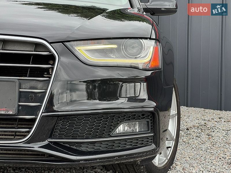 Седан Audi A4 2013 в Луцке
