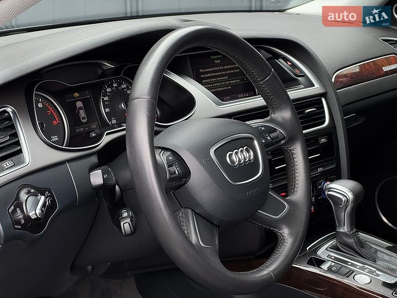 Седан Audi A4 2013 в Луцке