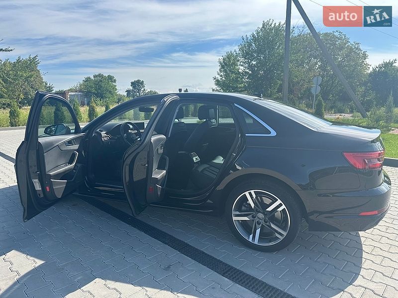 Седан Audi A4 2016 в Пирятині