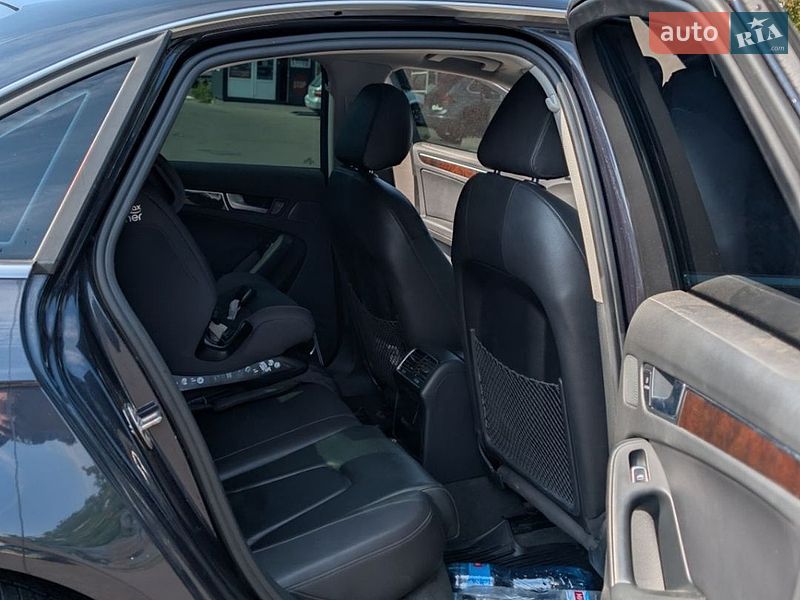 Седан Audi A4 2015 в Киеве