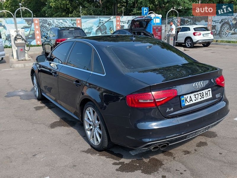 Седан Audi A4 2015 в Києві