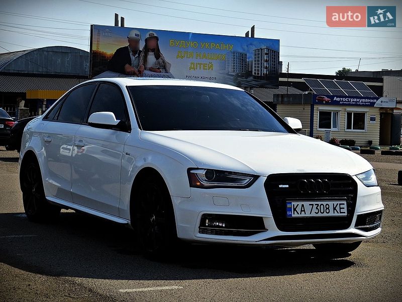Audi A4 2014