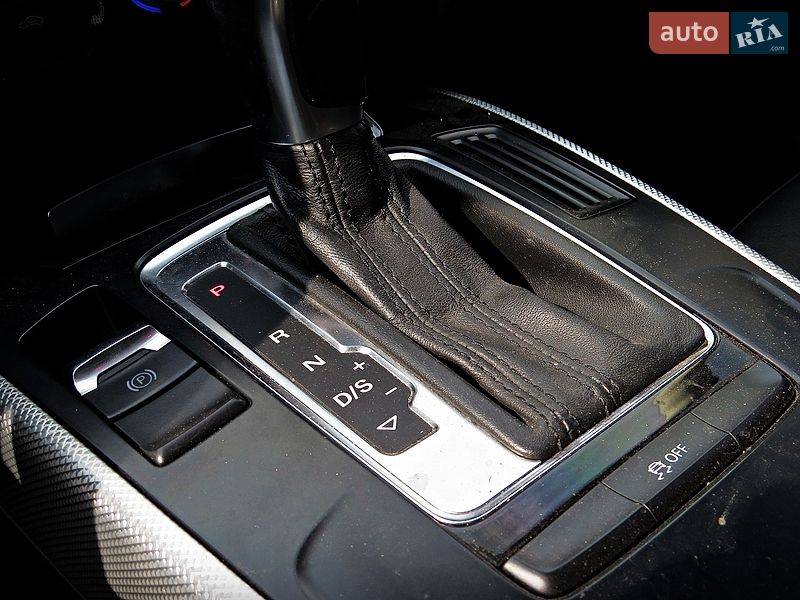 Седан Audi A4 2014 в Черкасах