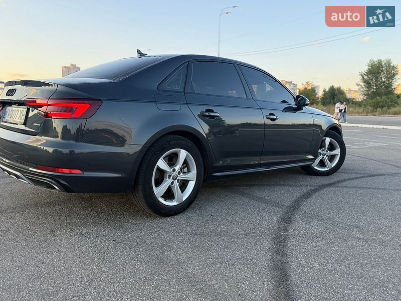 Седан Audi A4 2019 в Киеве