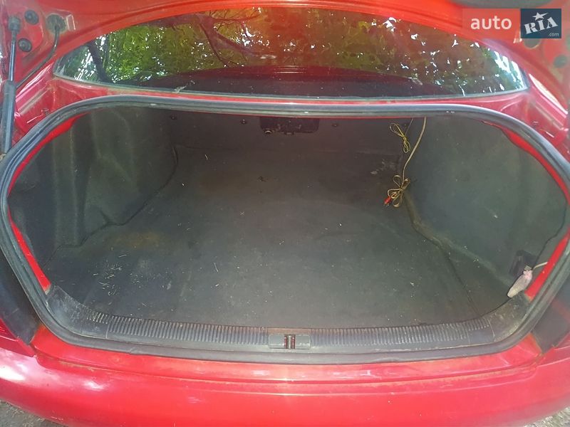 Седан Audi A4 1999 в Згурівці