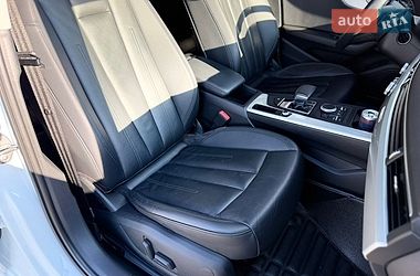 Седан Audi A4 2017 в Рівному