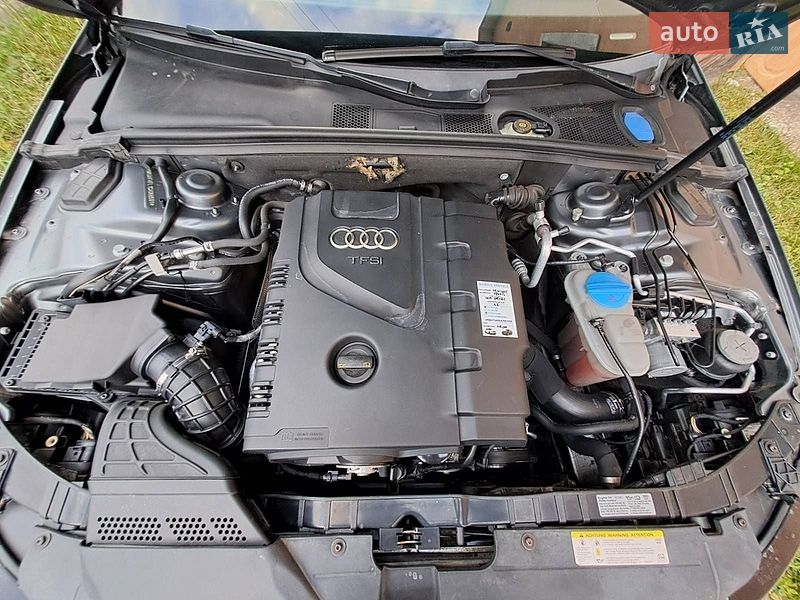 Седан Audi A4 2011 в Чернівцях