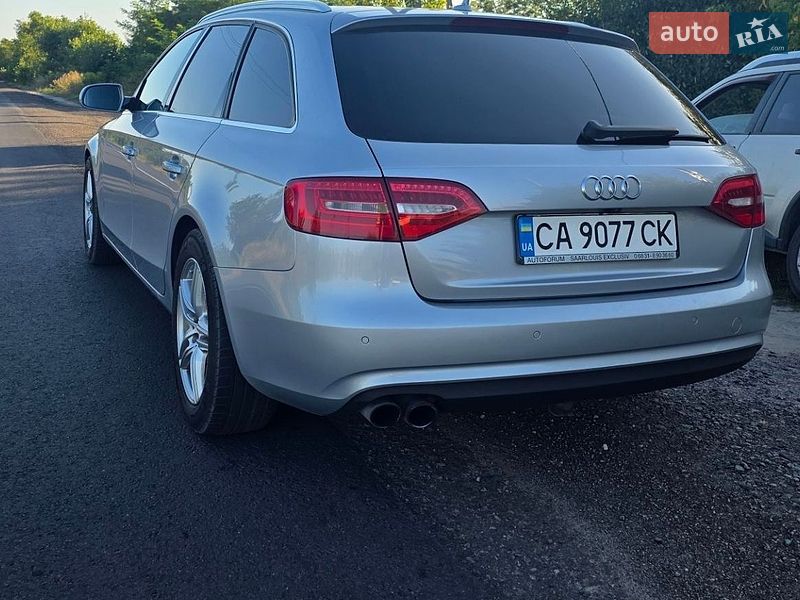 Универсал Audi A4 2014 в Киеве