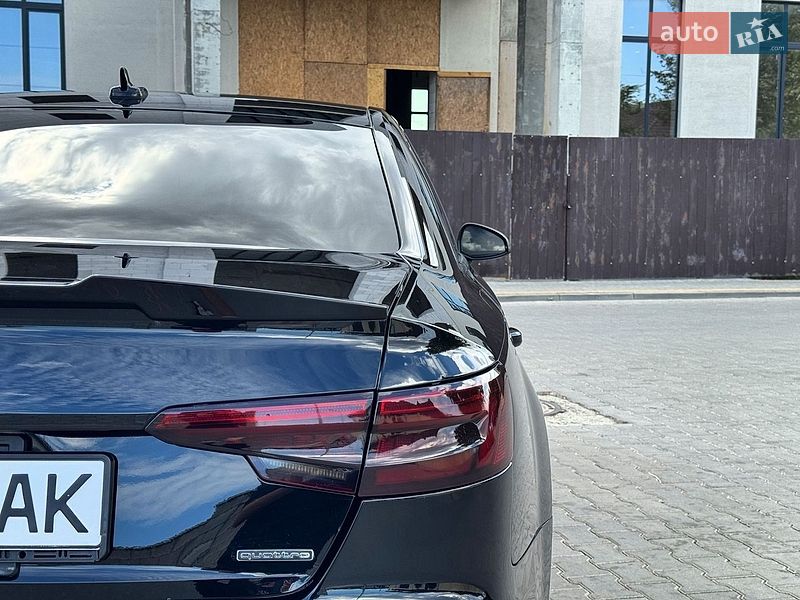 Седан Audi A4 2015 в Одессе