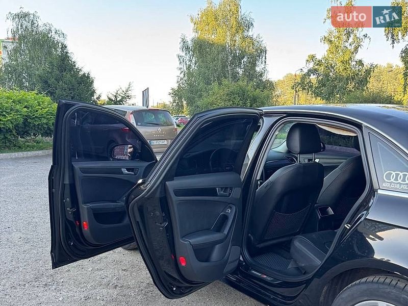 Седан Audi A4 2013 в Полтаві
