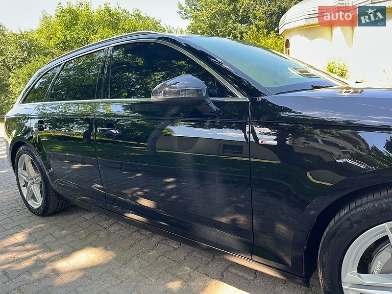 Универсал Audi A4 2017 в Черновцах