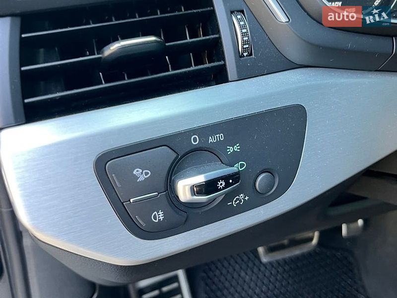 Универсал Audi A4 2017 в Черновцах