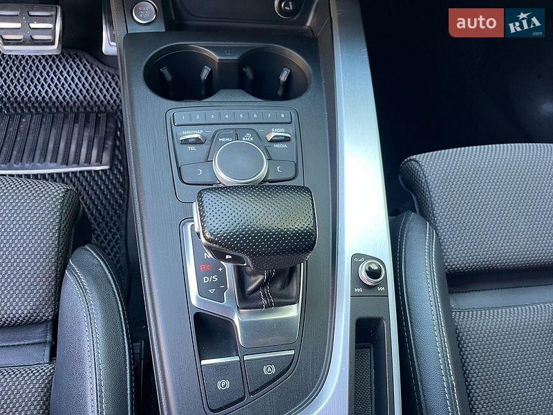 Универсал Audi A4 2017 в Черновцах