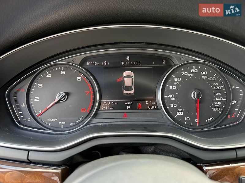 Седан Audi A4 2019 в Львові