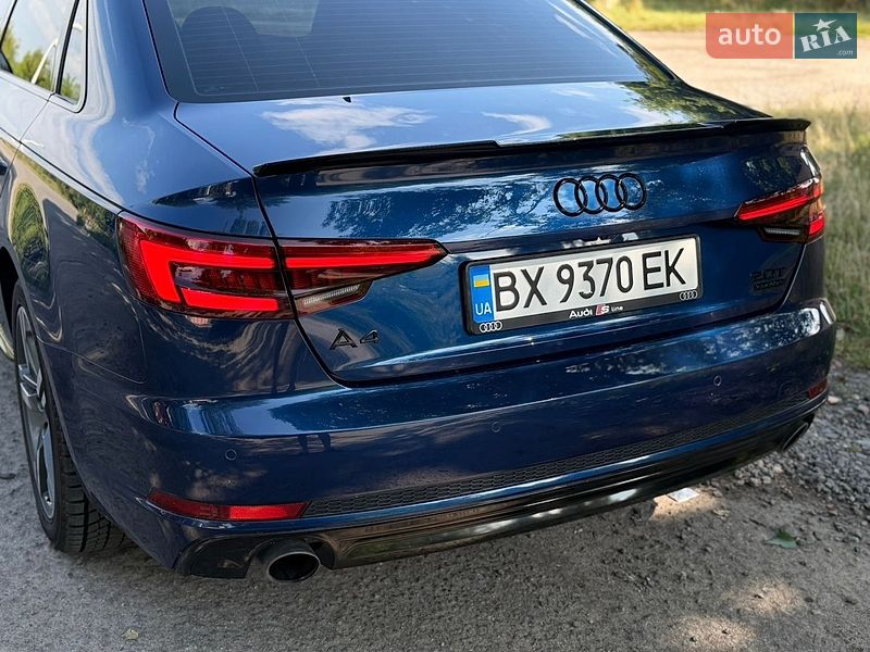 Седан Audi A4 2017 в Хмельницком